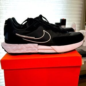 Almost new Nike sneakers